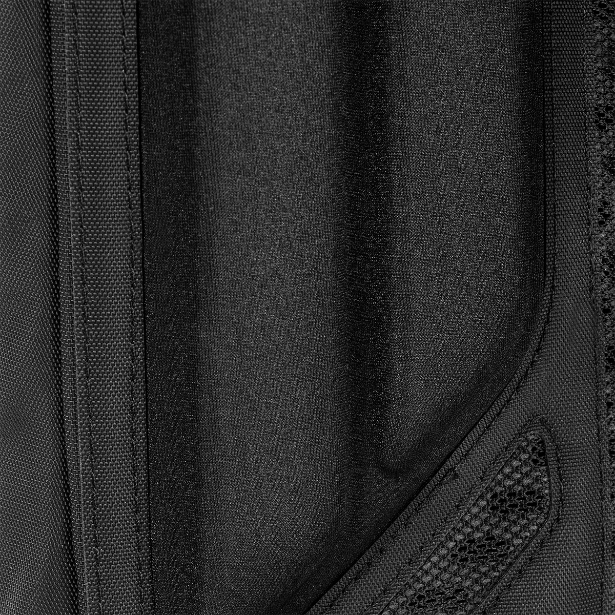 paragon-hydration-pack-k8 Paragon_Black_Texture.png