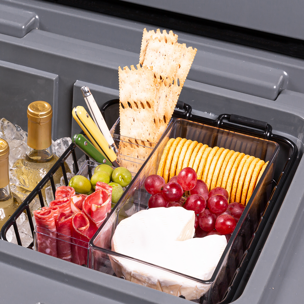 brutank-35qt-55qt-dry-rack-m6 brutank-dry-rack_accessory_alt-1.png